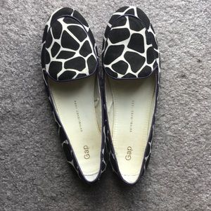 Gap Giraffe Print Loafer